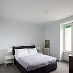 Nice And Spacious Apartment Near The Vatican And Starbucks