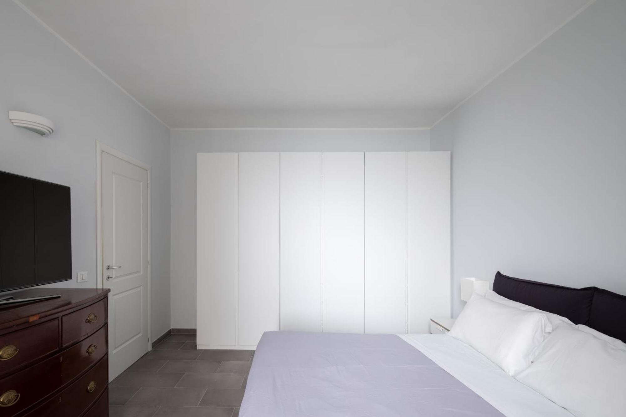 And Spacious Near The Vatican And Starbucks Apartment